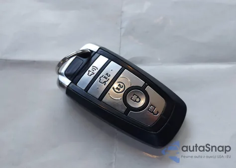 2018 Ford Edge Titanium z USA, uszkodzony, nr VIN 2FMPK3K8XJBC20562